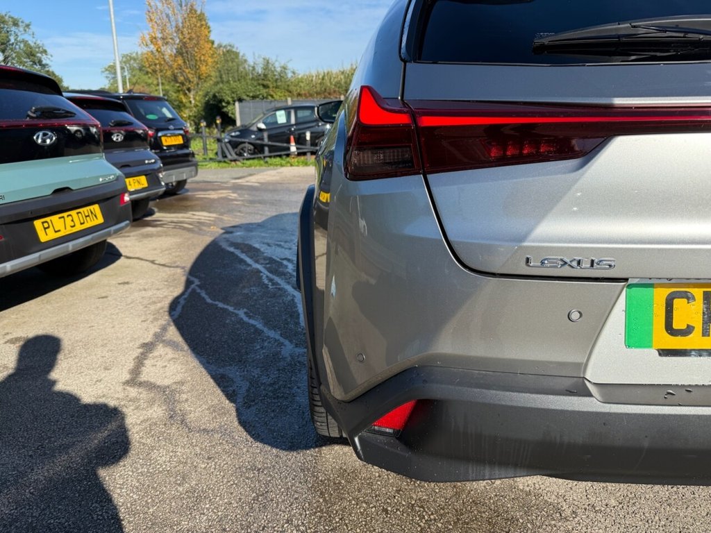 Used Lexus UX 2025 for sale - 76706356: Photo 14