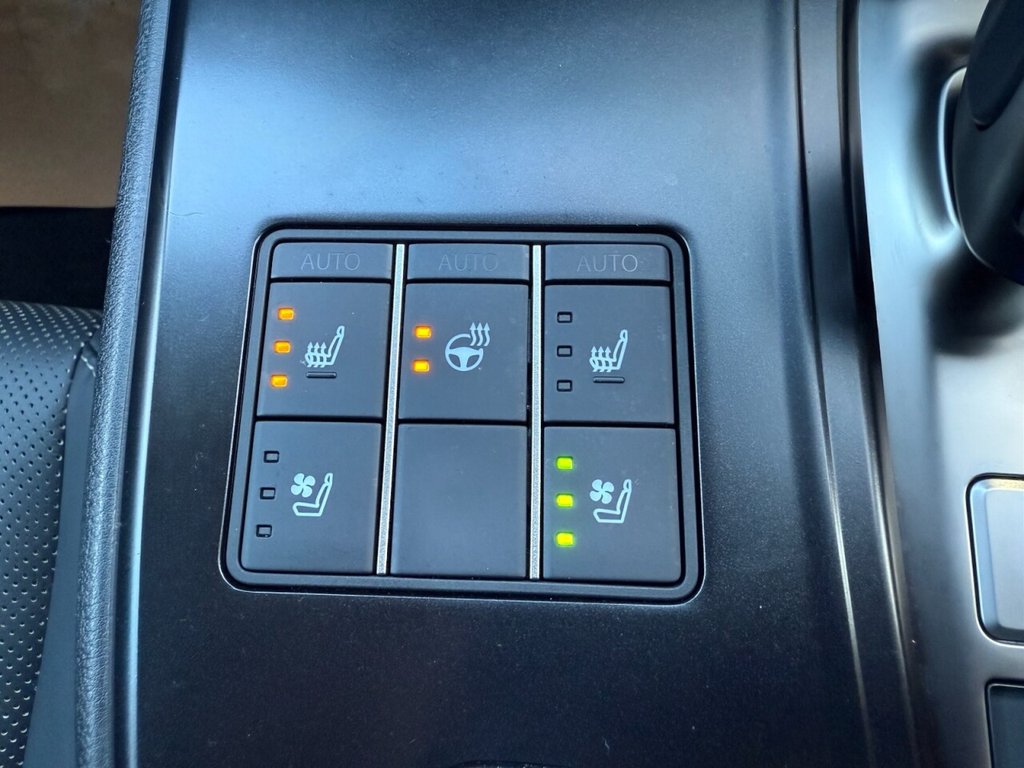 Used Lexus UX 2025 for sale - 76706356: Photo 2