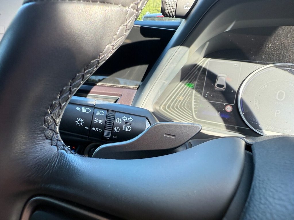 Used Lexus UX 2025 for sale - 76706356: Photo 26