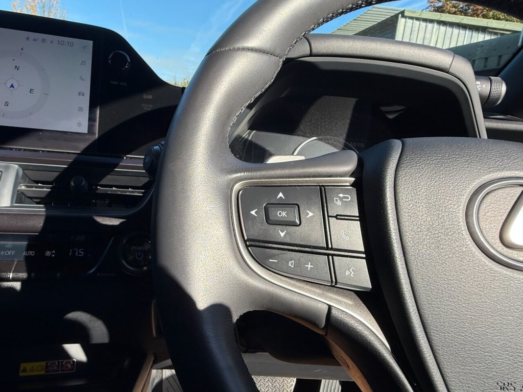 Used Lexus UX 2025 for sale - 76706356: Photo 27