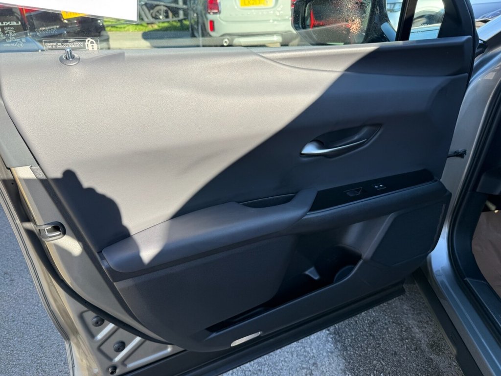 Used Lexus UX 2025 for sale - 76706356: Photo 39