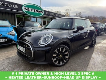 Used MINI Hatch 2023 for sale - 76706363: Photo