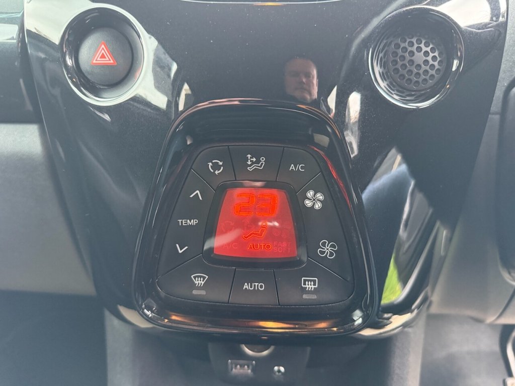 Used Toyota AYGO 2018 for sale - 76706362: Photo 15