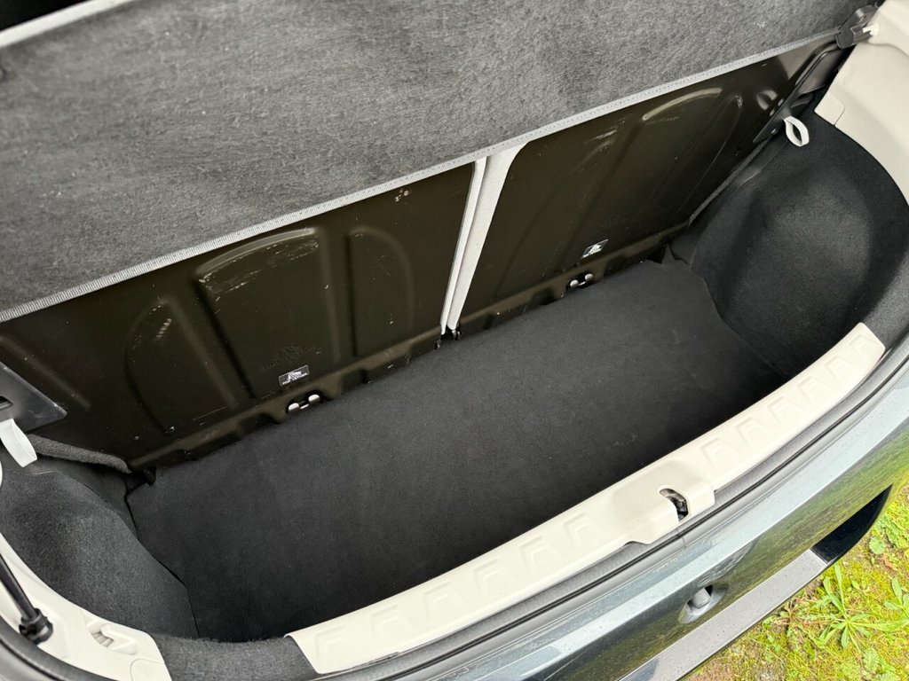 Used Toyota AYGO 2018 for sale - 76706362: Photo 28