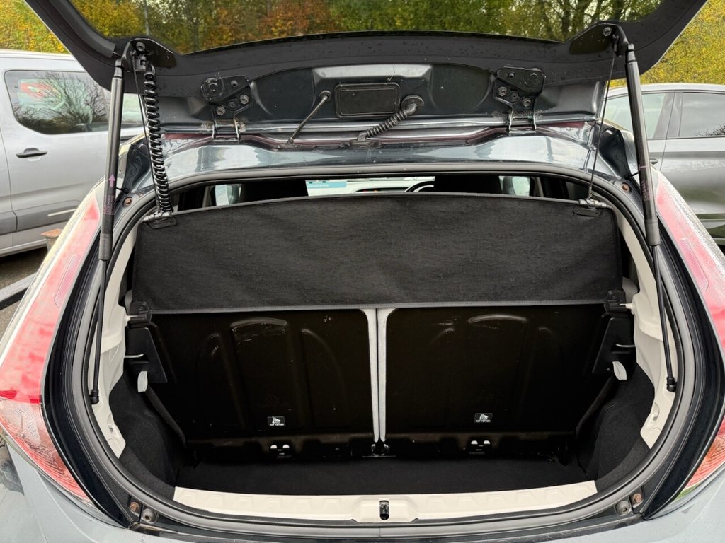 Used Toyota AYGO 2018 for sale - 76706362: Photo 29