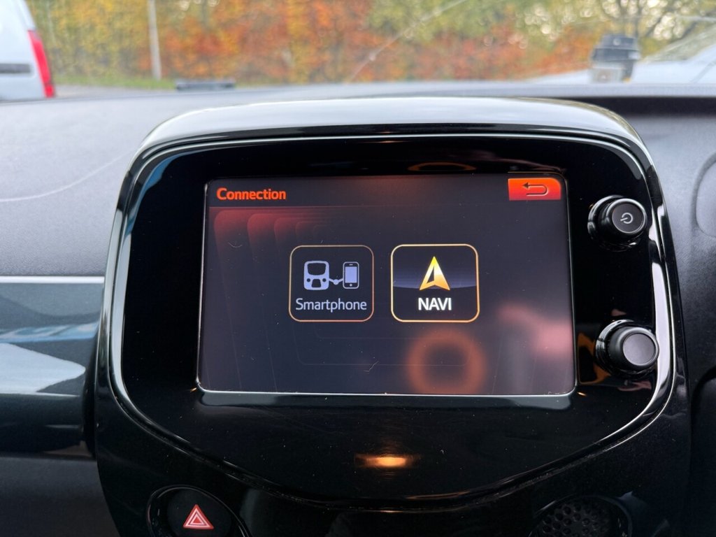 Used Toyota AYGO 2018 for sale - 76706362: Photo 4