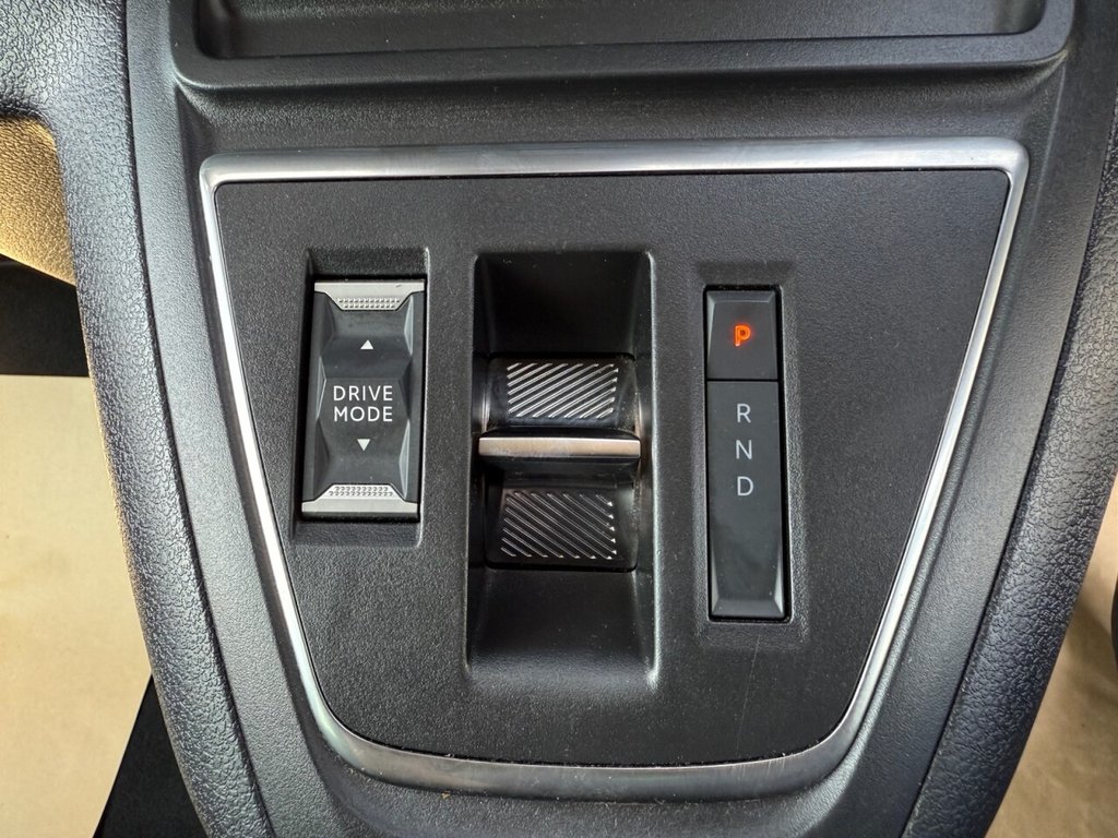 Used Peugeot Traveller 2024 for sale - 76706388: Photo 18