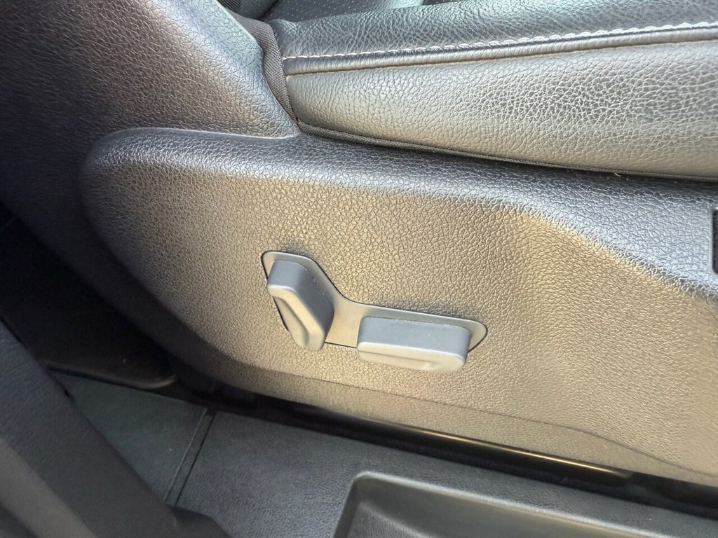 Used Peugeot Traveller 2024 for sale - 76706388: Photo 29