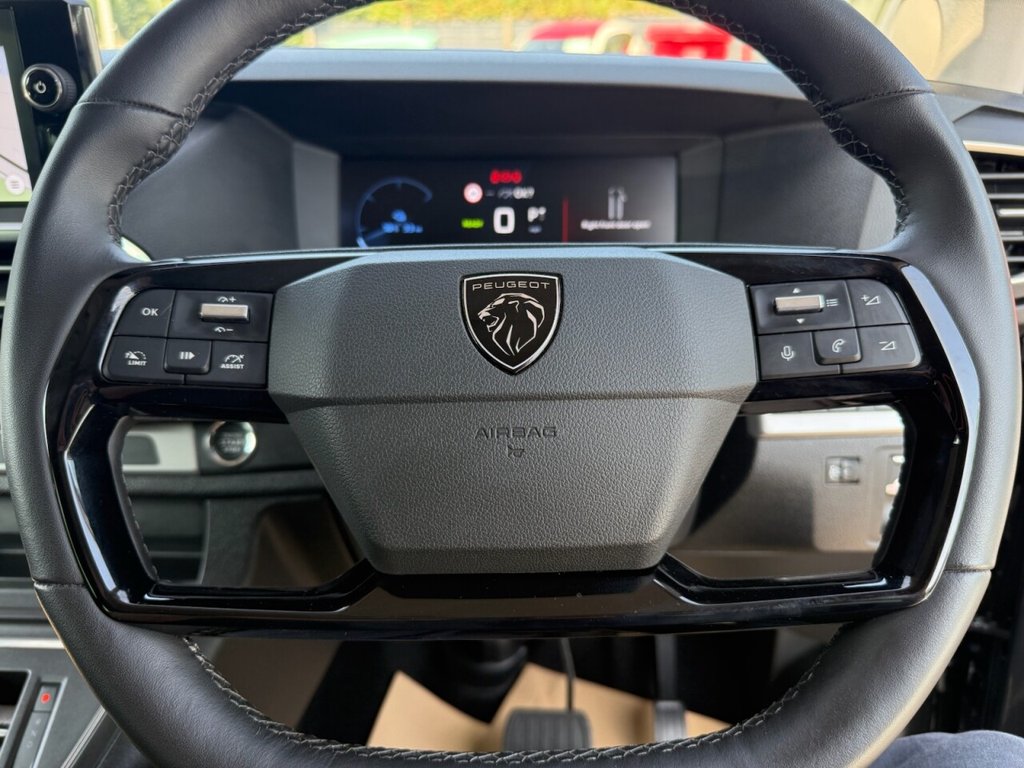 Used Peugeot Traveller 2024 for sale - 76706388: Photo 33