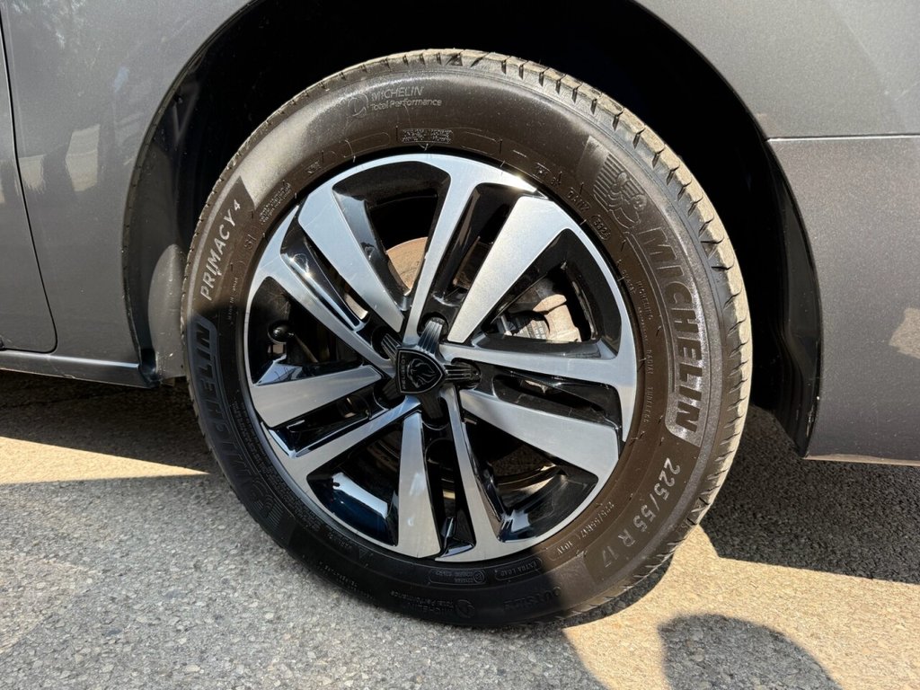 Used Peugeot Traveller 2024 for sale - 76706388: Photo 50