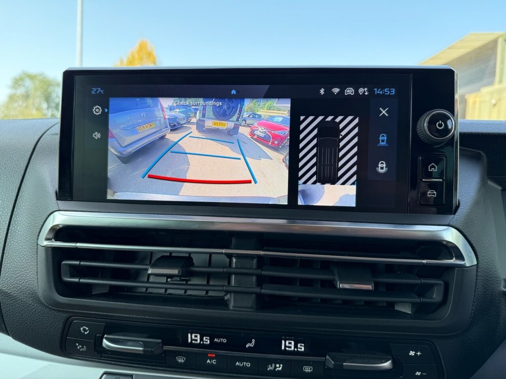 Used Peugeot Traveller 2024 for sale - 76706388: Photo 6