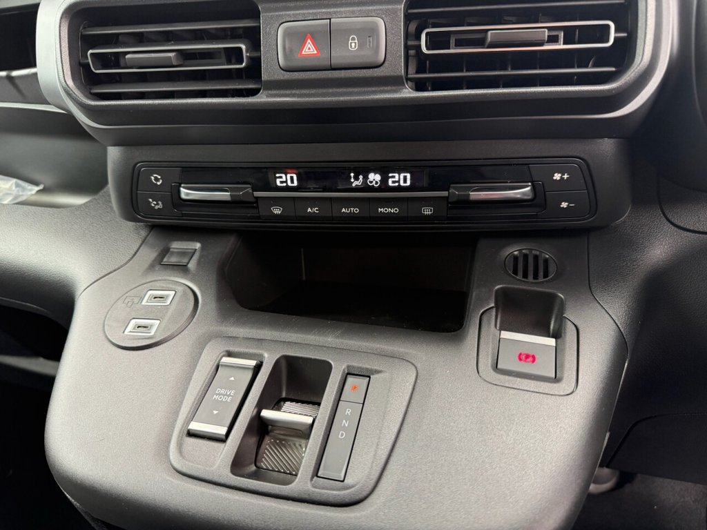 Used Vauxhall Combo Life 2025 for sale - 76706379: Photo 8