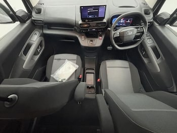 Used Toyota PROACE CITY Verso 2025 for sale - 77463828: Photo