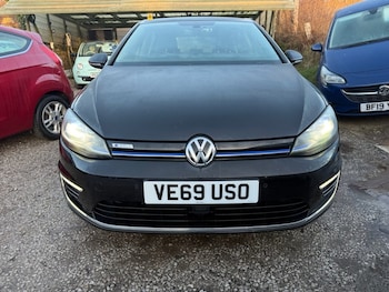 Used Volkswagen Golf 2020 for sale - 77200483: Photo