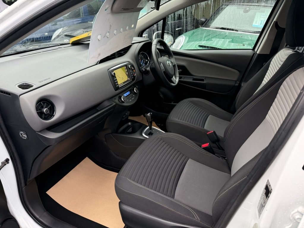 Used Toyota Yaris 2018 for sale - 76848418: Photo 30