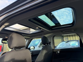 Used MINI Countryman 2022 for sale - 76868000: Photo