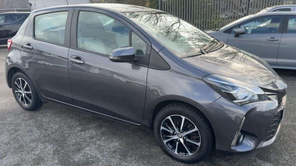 Used Toyota Yaris 2019 for sale - 77720121: Photo 1