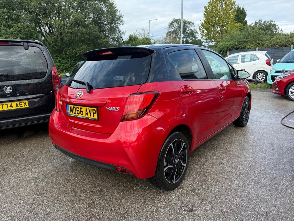 Used Toyota Yaris 2017 for sale - 77212975: Photo 3