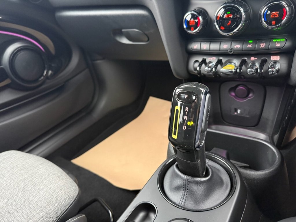 Used MINI Electric Hatch 2022 for sale - 76867767: Photo 28