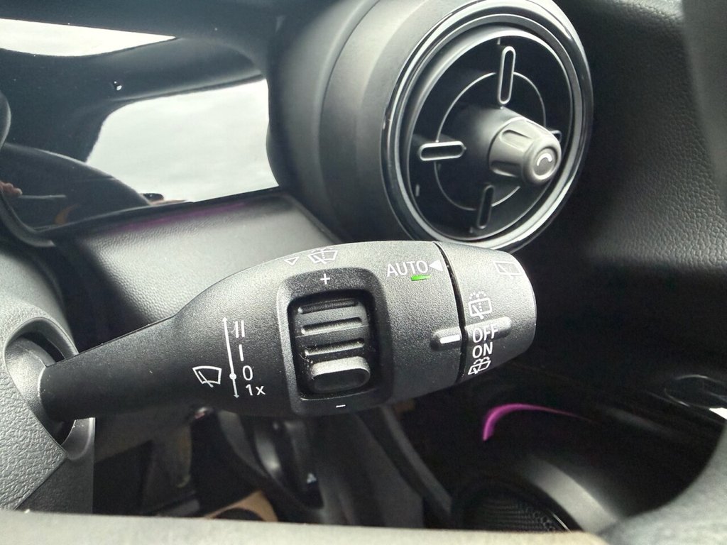 Used MINI Electric Hatch 2022 for sale - 76867767: Photo 34