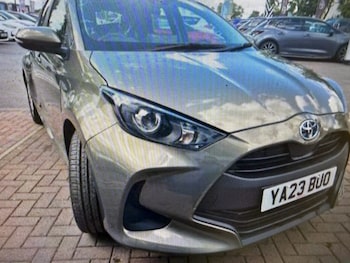 Used Toyota Yaris 2023 for sale - 79506445: Photo