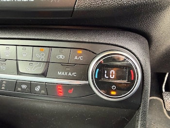 Used Ford Fiesta 2018 for sale - 78806129: Photo