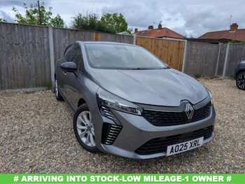 Used Renault Clio 2025 for sale - 78864009: Photo