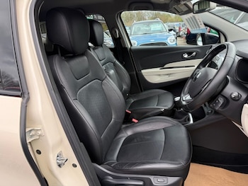 Used Renault Captur 2018 for sale - 78134363: Photo