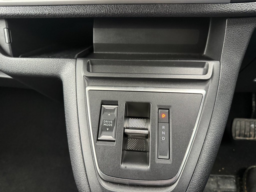 Used Peugeot e-Traveller 2024 for sale - 77227208: Photo 17