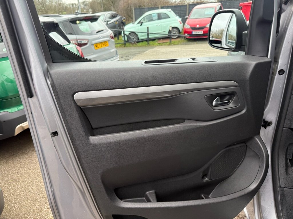 Used Peugeot e-Traveller 2024 for sale - 77227208: Photo 36