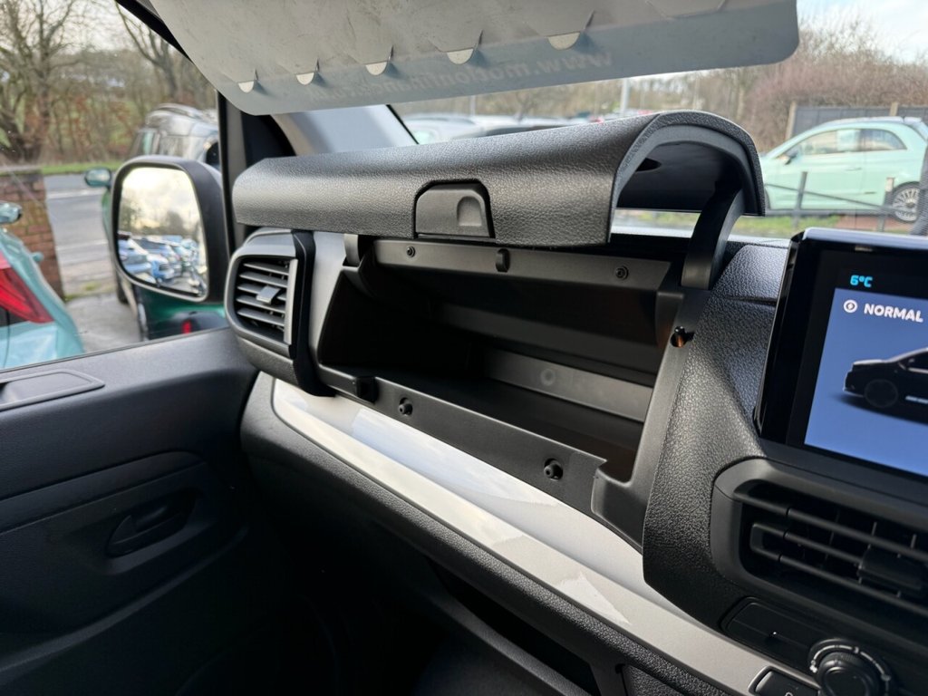 Used Citroen e-SpaceTourer 2024 for sale - 77200236: Photo 15