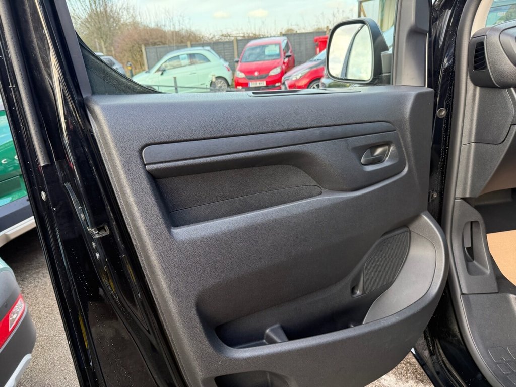 Used Citroen e-SpaceTourer 2024 for sale - 77200236: Photo 31