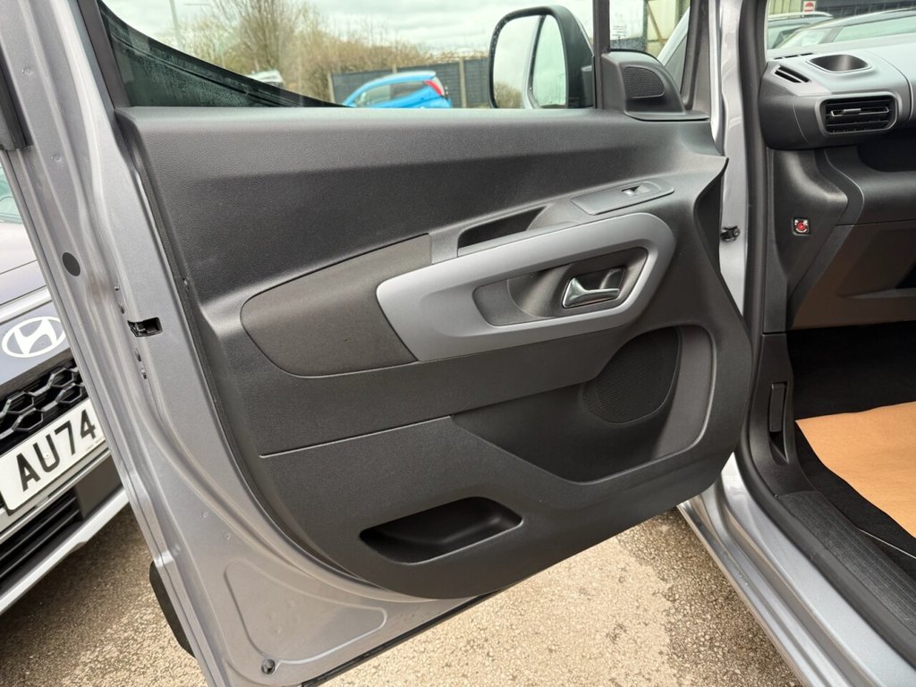Used Vauxhall Combo Life Electric 2025 for sale - 77452266: Photo 39