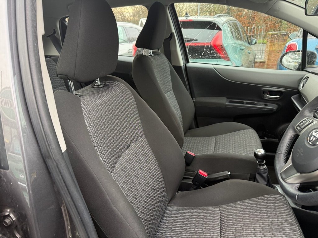 Used Toyota Yaris 2013 for sale - 77122337: Photo 8