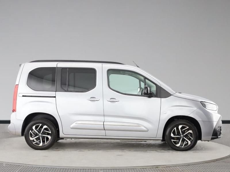 Used Toyota PROACE CITY Verso 2025 for sale - 77621836: Photo 2