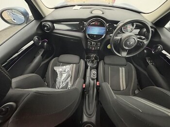 Used MINI Hatch 2022 for sale - 77936858: Photo