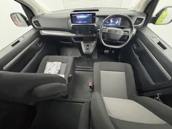 Used Peugeot Traveller 2025 for sale - 77920335: Photo