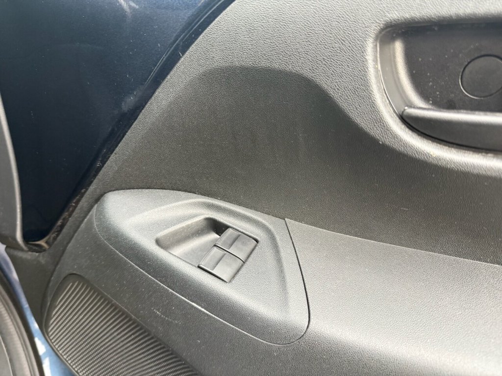 Used Toyota AYGO 2015 for sale - 76706374: Photo 18