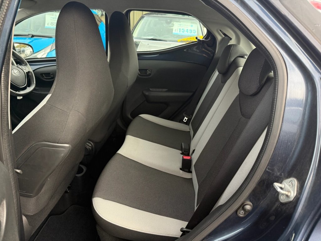 Used Toyota AYGO 2015 for sale - 76706374: Photo 26