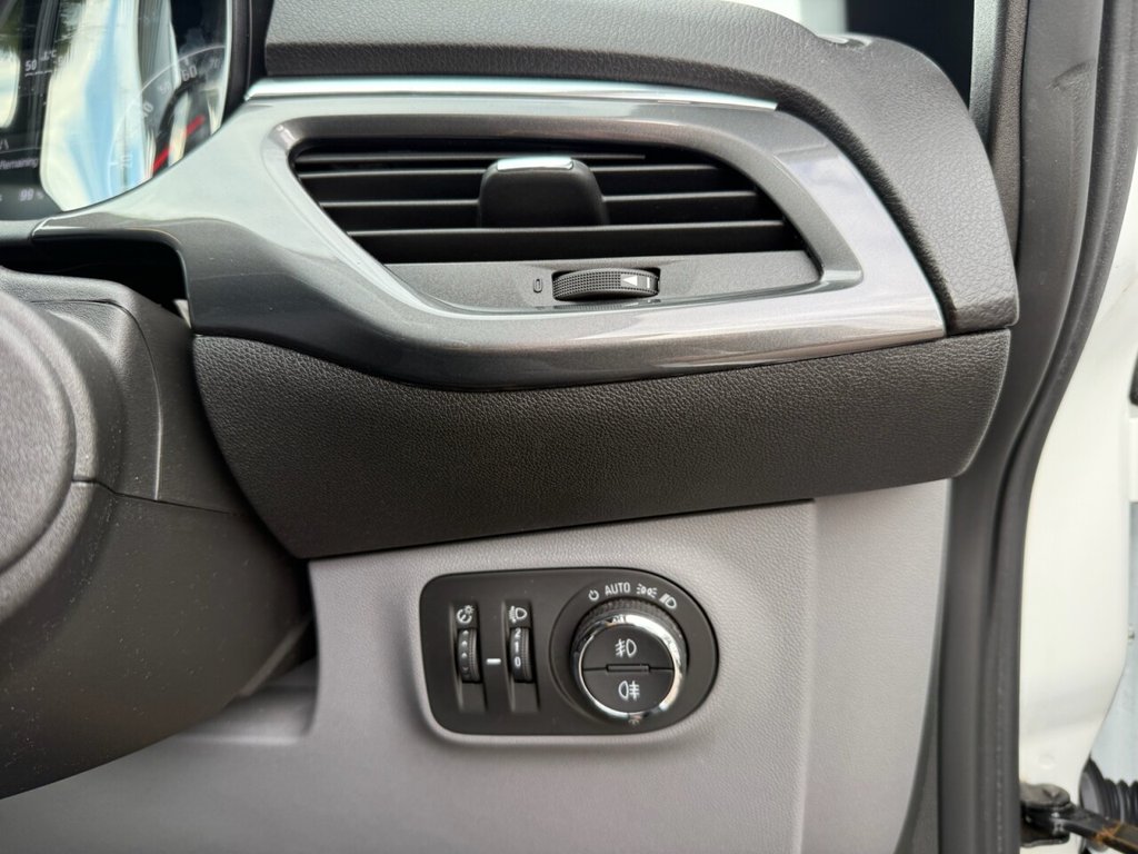 Used Vauxhall Corsa 2018 for sale - 76706375: Photo 21