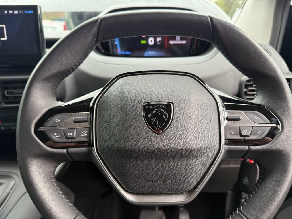 Used Peugeot Rifter 2025 for sale - 78017828: Photo 9