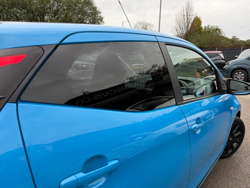 Used Toyota AYGO 2018 for sale - 76706385: Photo 11