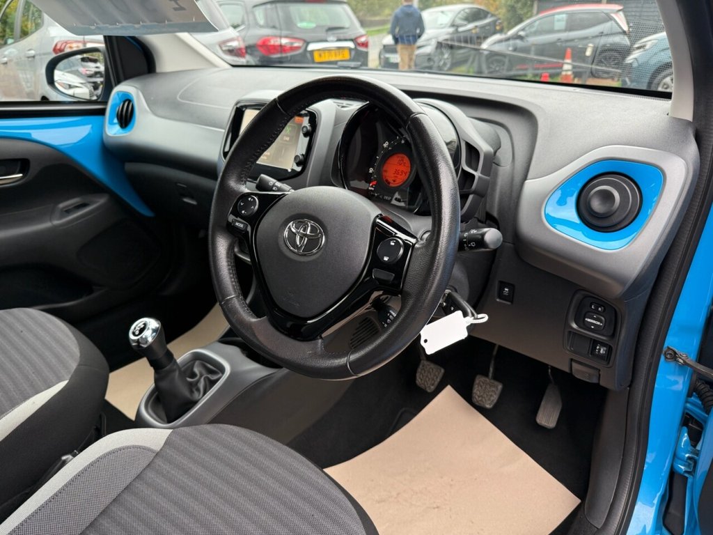 Used Toyota AYGO 2018 for sale - 76706385: Photo 23