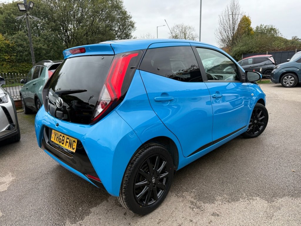 Used Toyota AYGO 2018 for sale - 76706385: Photo 3