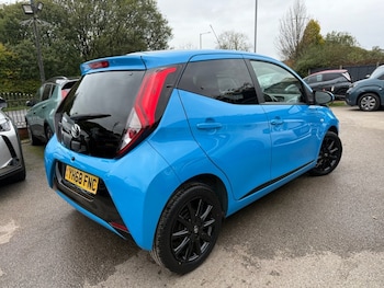 Used Toyota AYGO 2018 for sale - 76706385: Photo