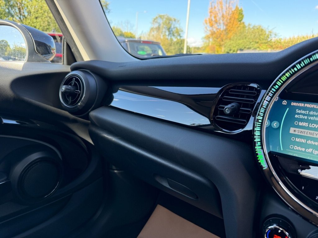 Used MINI Hatch 2023 for sale - 76706396: Photo 11