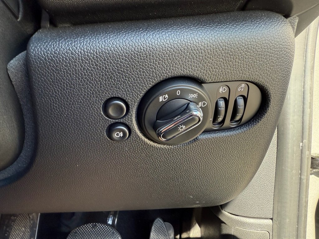 Used MINI Hatch 2023 for sale - 76706396: Photo 18