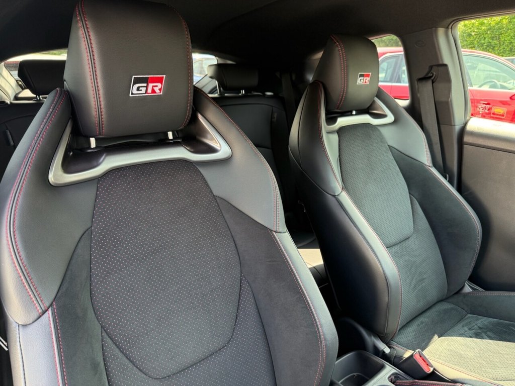 Used Toyota Yaris 2022 for sale - 76706398: Photo 5