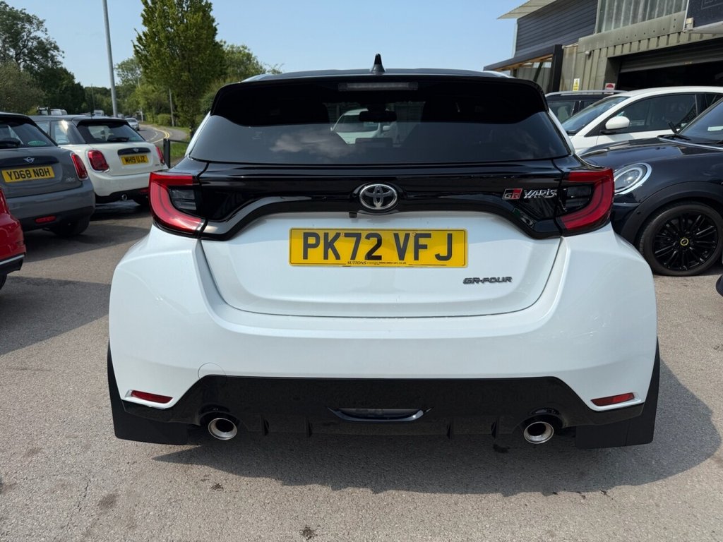 Used Toyota Yaris 2022 for sale - 76706398: Photo 8