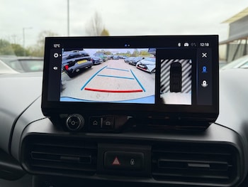 Used Vauxhall Combo Life 2025 for sale - 76706408: Photo